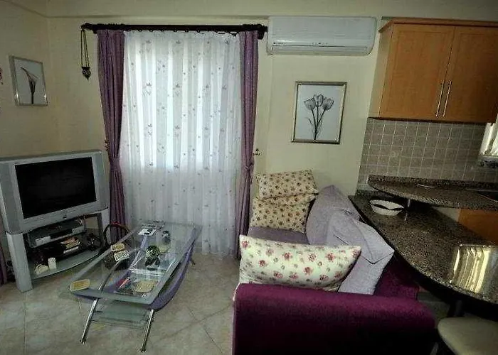 Oasis Residences Дом отдыха Яниклар